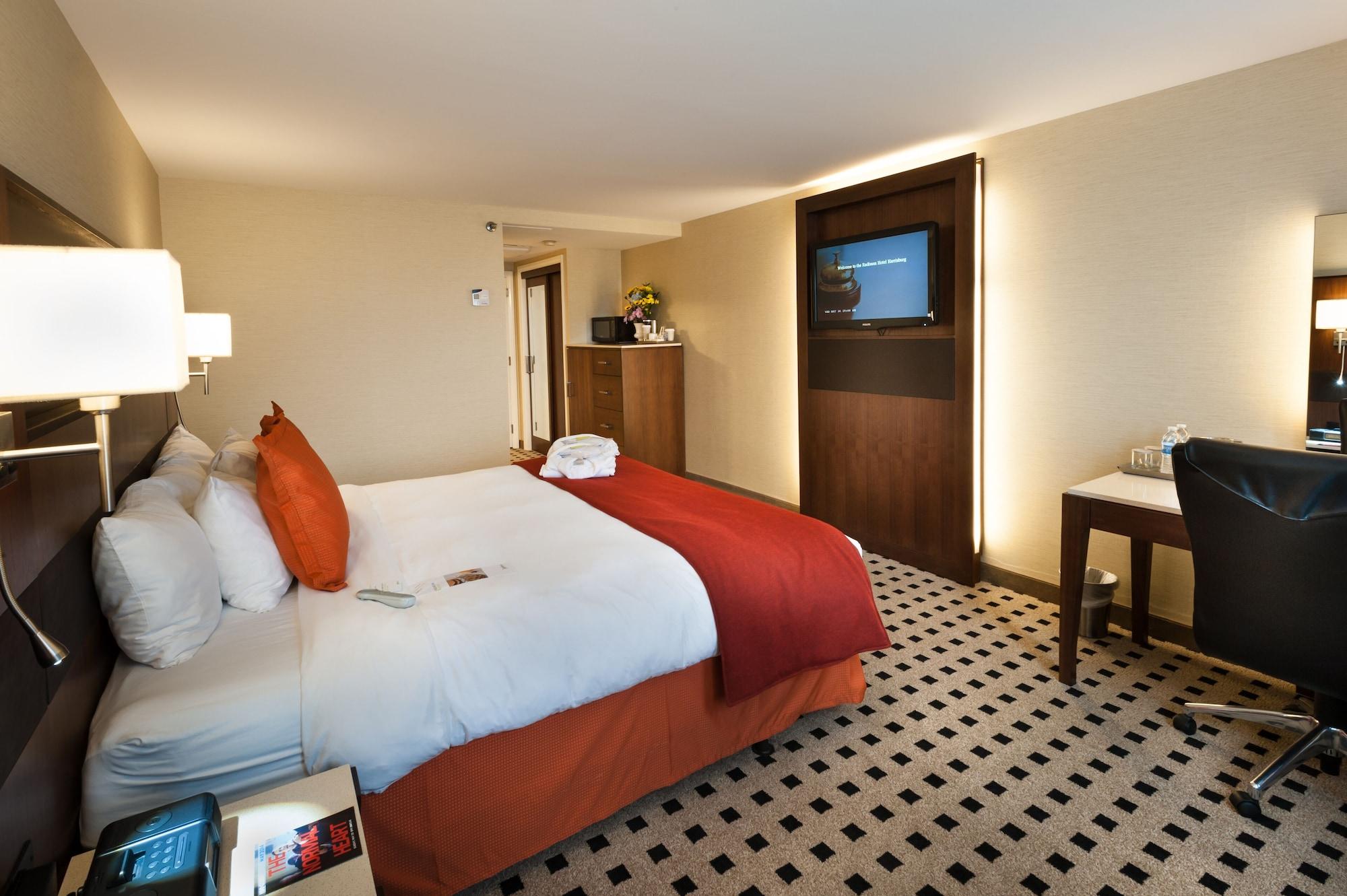 Penn Harris Hotel Harrisburg, Trademark By Wyndham Exterior foto