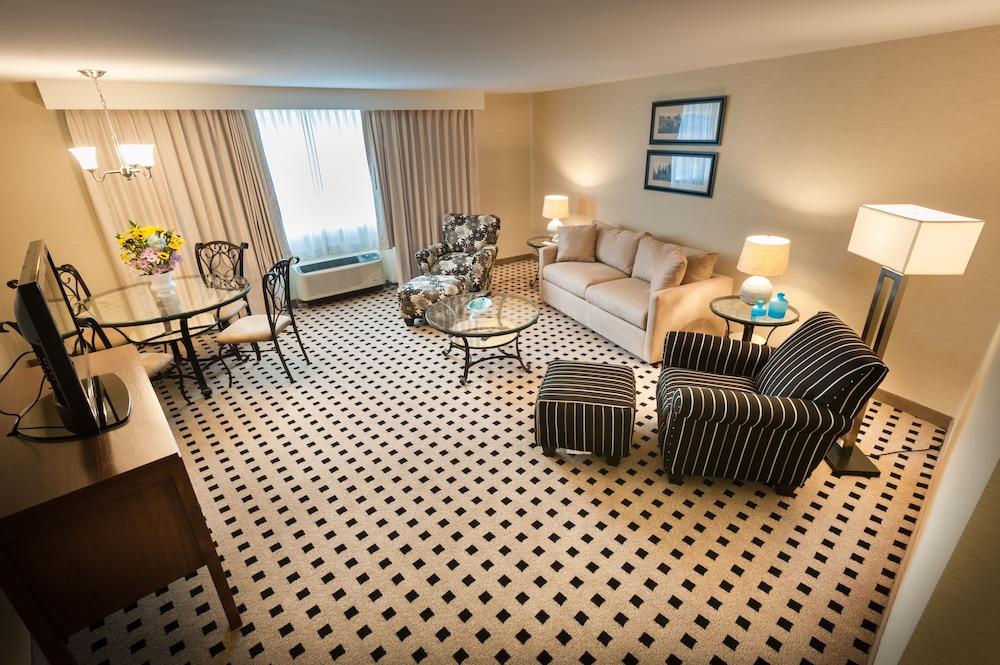 Penn Harris Hotel Harrisburg, Trademark By Wyndham Exterior foto