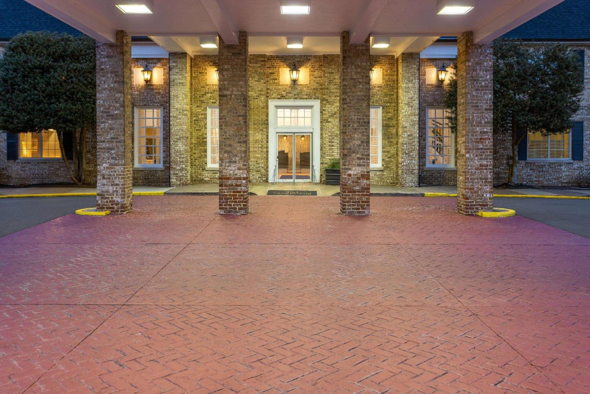Penn Harris Hotel Harrisburg, Trademark By Wyndham Exterior foto